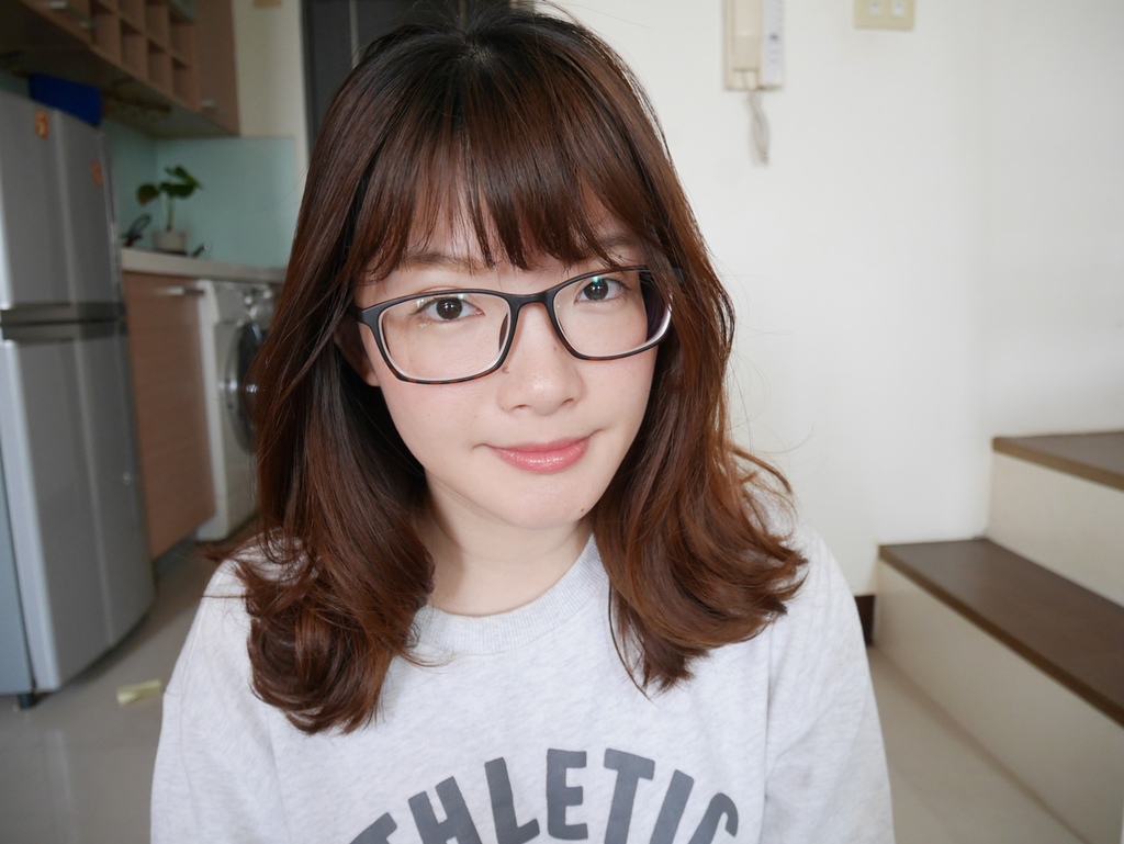 眼鏡妝 四眼田雞 清新妝容 知性美 