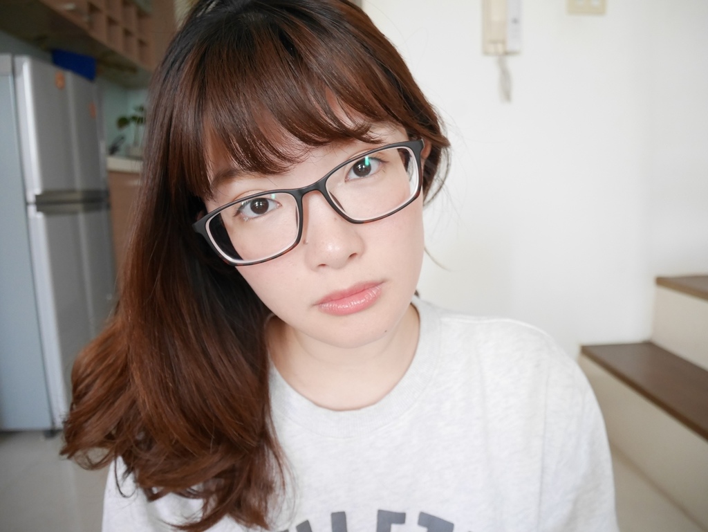 眼鏡妝 四眼田雞 清新妝容 知性美 