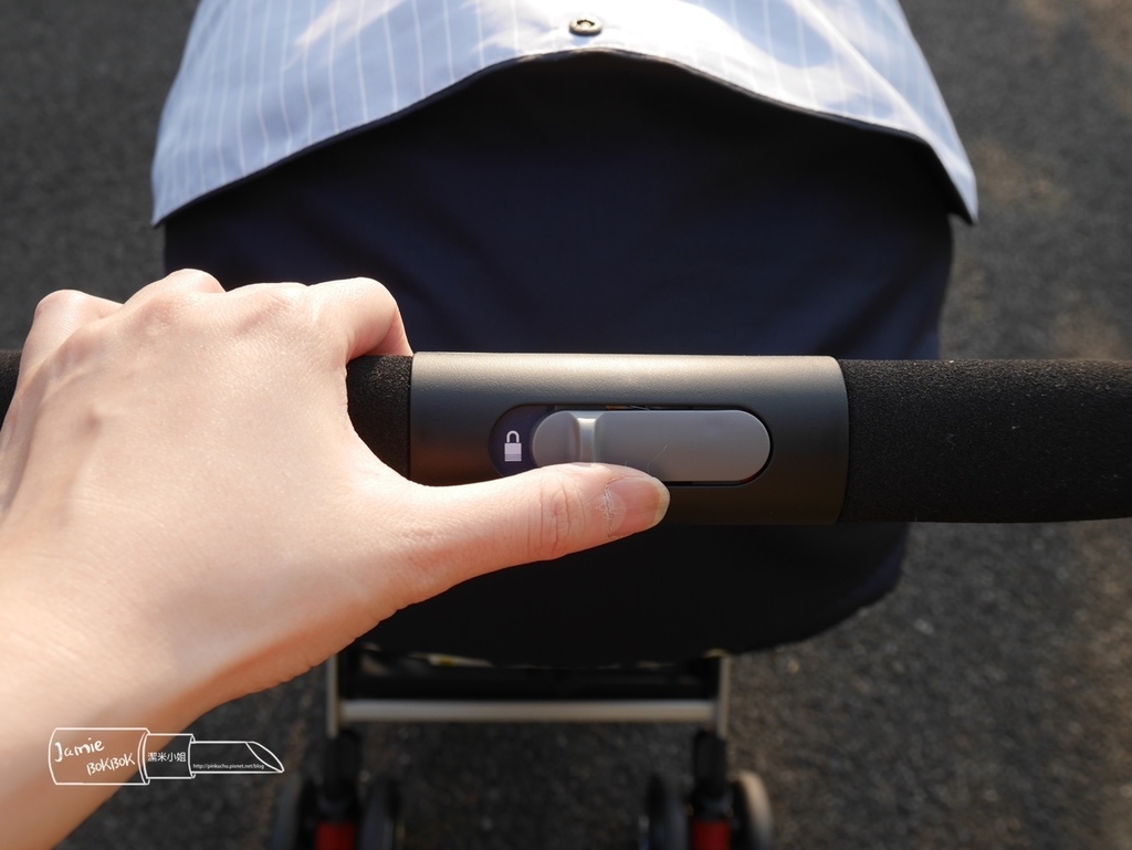 Aprica Optia 推車比較 嬰兒車評比 新生兒 推車