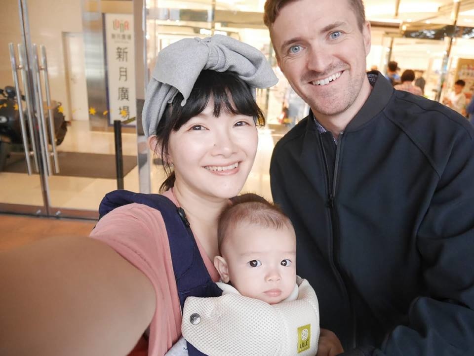 lillebaby NEW Seat Me 腰凳型揹巾 背巾分享 背巾推薦 新生兒可用