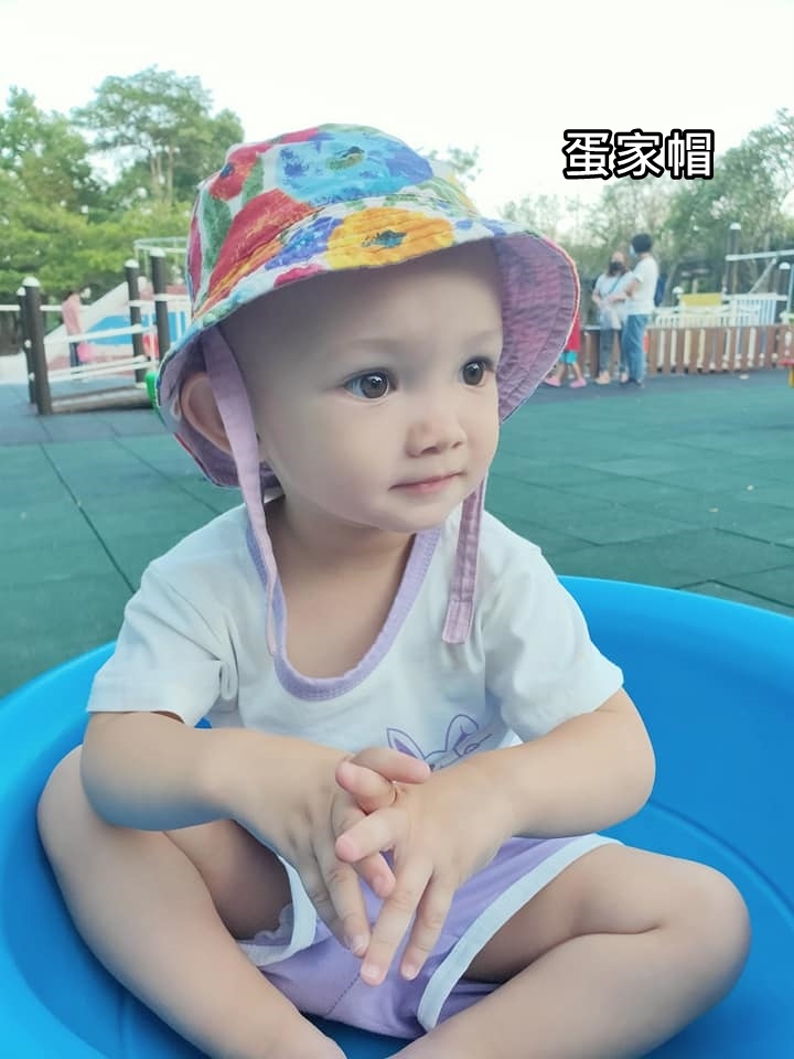 手作服 圍兜兜 髮帶 手作服 子供 屁裙 童裝推薦 親子裝.jpg