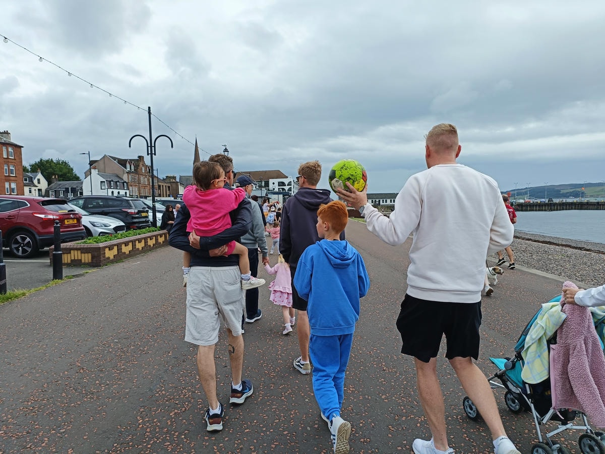 蘇格蘭|拉格斯Largs一日遊.美麗的海濱長廊、Great Cumbrae大坎布雷島、米爾波特Millport - 第19張圖