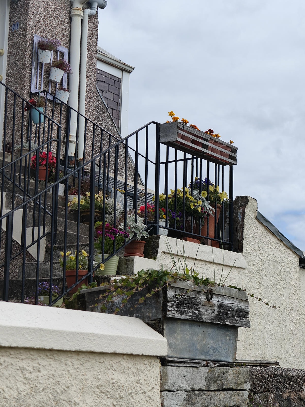 蘇格蘭|拉格斯Largs一日遊.美麗的海濱長廊、Great Cumbrae大坎布雷島、米爾波特Millport - 第29張圖