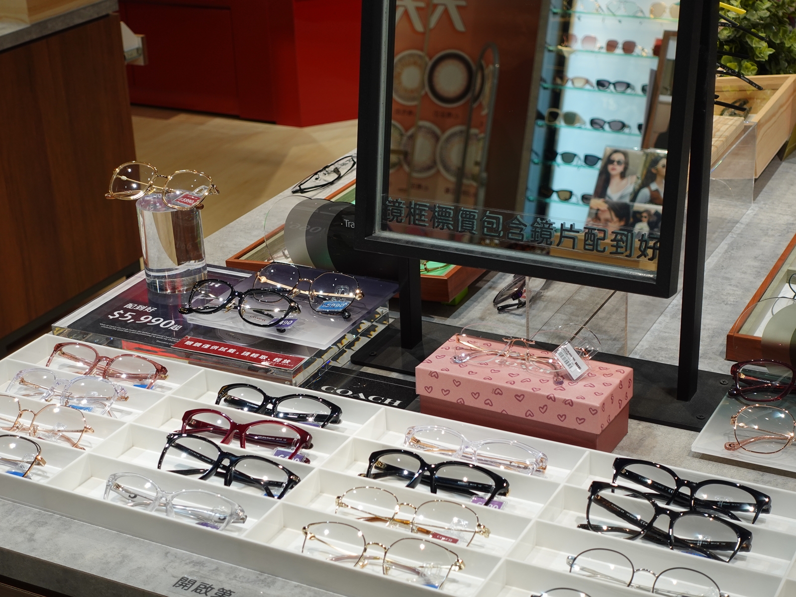SOLOMAX快時尚眼鏡|價格透明、款式多又時尚,30分鐘取件 - 第4張圖