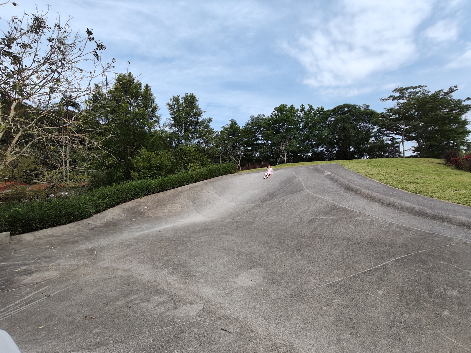 宜蘭礁溪|Herbelle Tea 湖畔茶屋,坐擁龍潭湖景第一排|拍照機位+親子放風攻略 - 第13張圖 宜蘭龍潭湖 湖畔茶屋