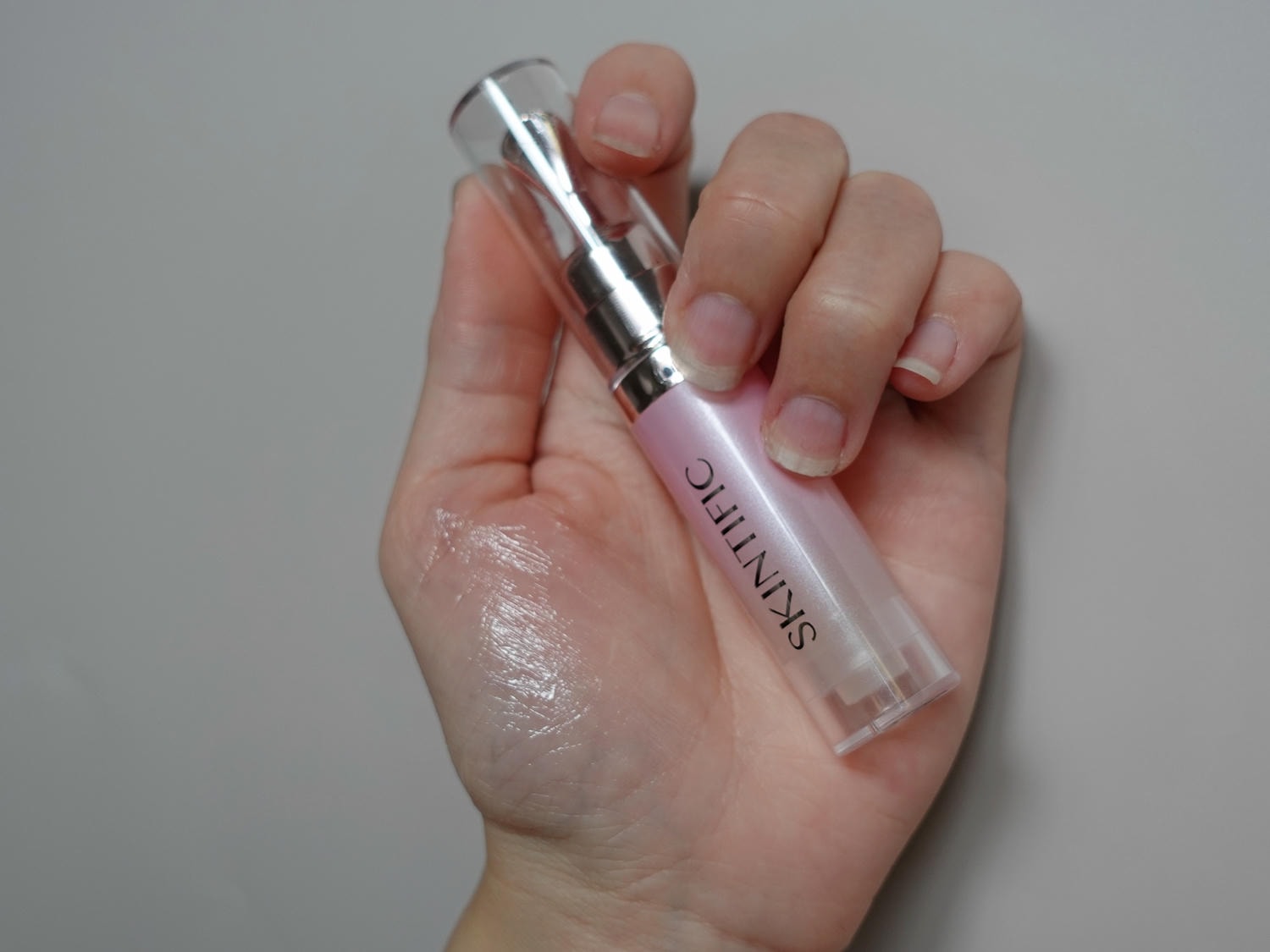 素顏必備好氣色|近期入手的保濕、潤色唇部精華分享 - 第19張圖 素顏必備好氣色|近期入手的保濕、潤色唇部精華分享